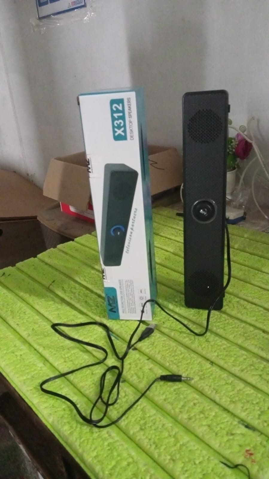 Desktop & Computer Speaker Desktop & Computer Speaker